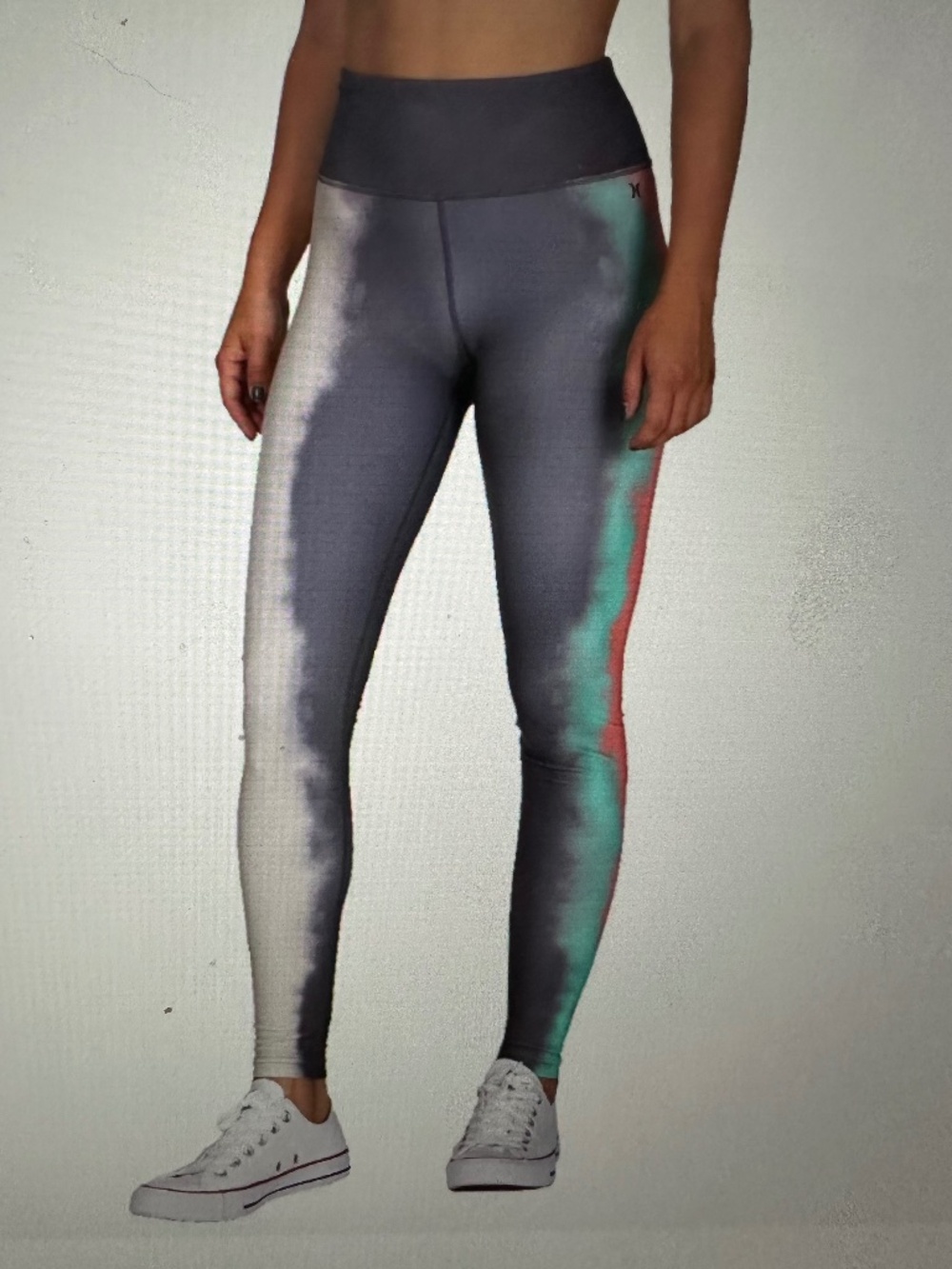 Hurley Quick Dry Radient Surf Leggings SPF 50 plus . NWT